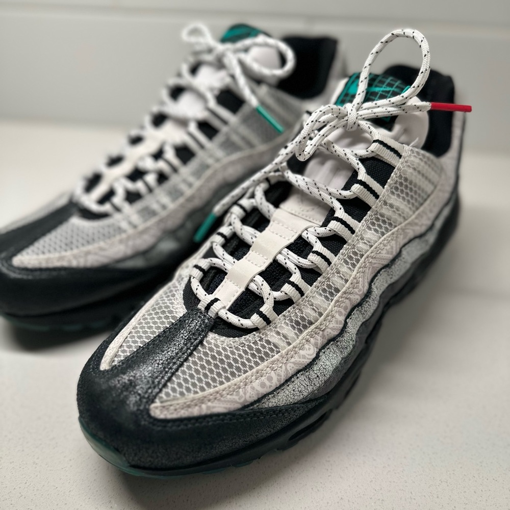 Nike Air Max 95
Day of the Dead (2019)